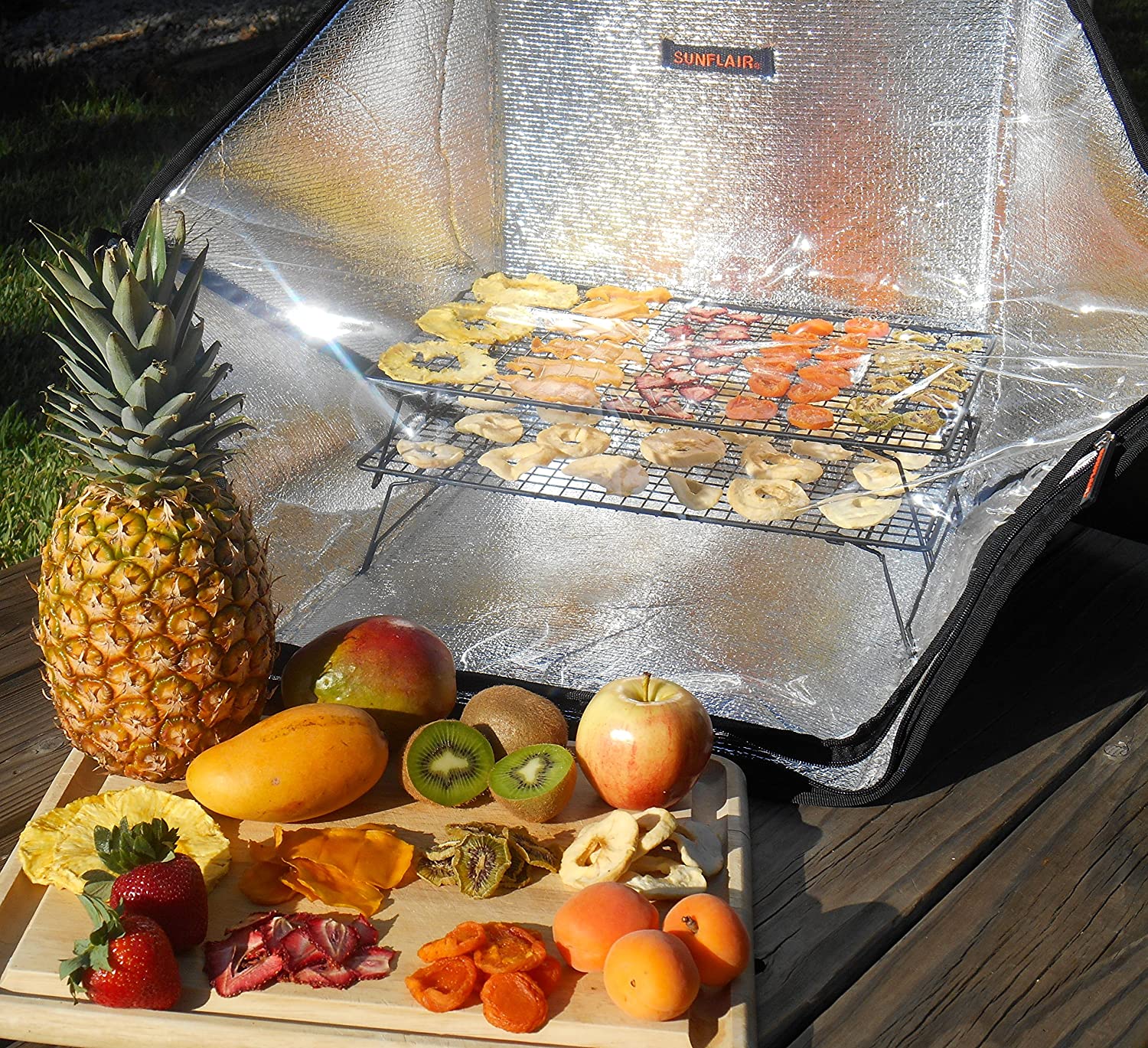 Sunflair Solar Oven -Dehydrating fruit